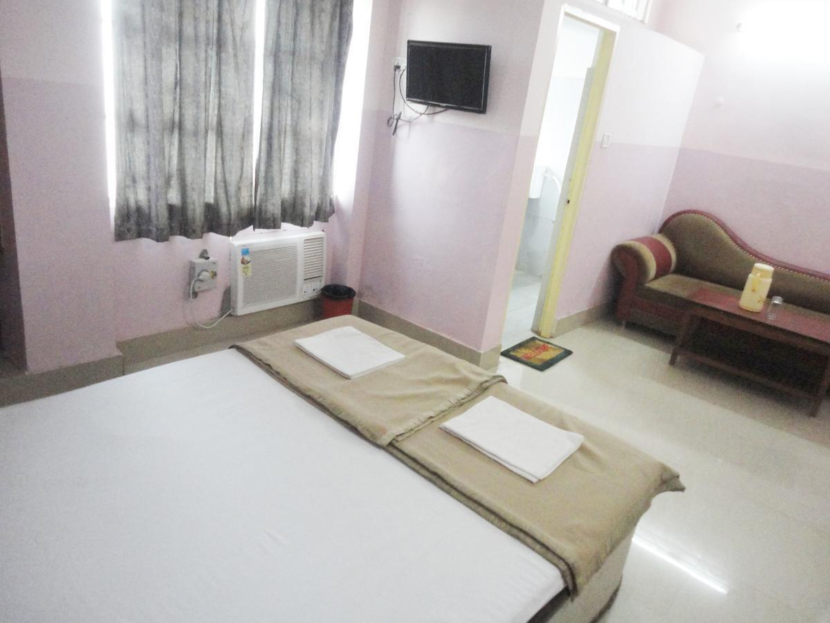Hotel Yatrik Deoghar Exterior photo