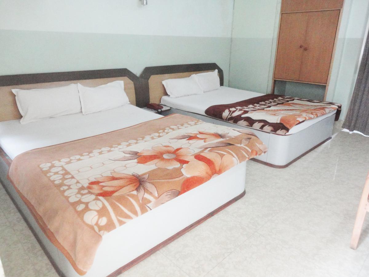 Hotel Yatrik Deoghar Exterior photo