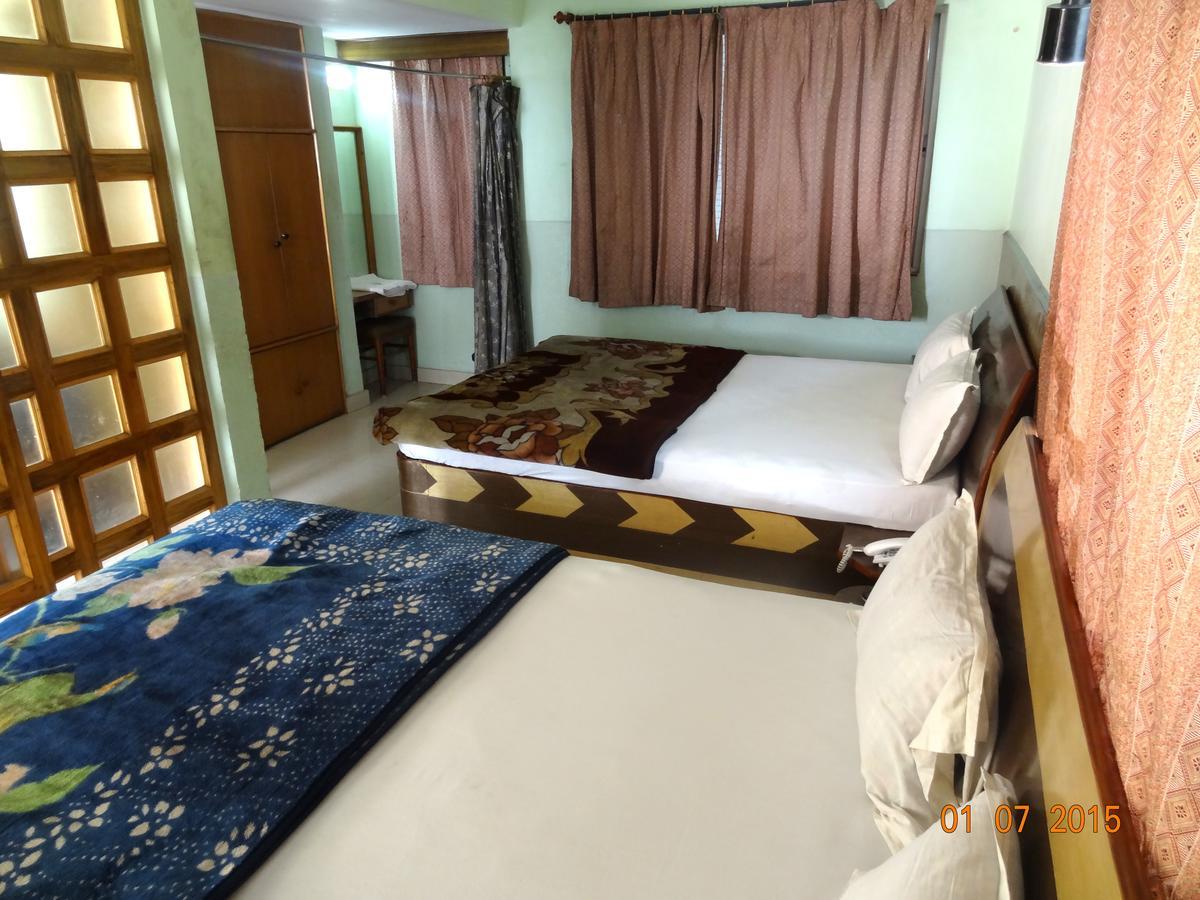 Hotel Yatrik Deoghar Exterior photo